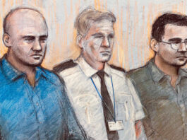 Tranh phác họa Nica (trái) và Harrison (phải) trong một phiên xét xử đầu tháng 12. Ảnh: Belfast Telegraph.